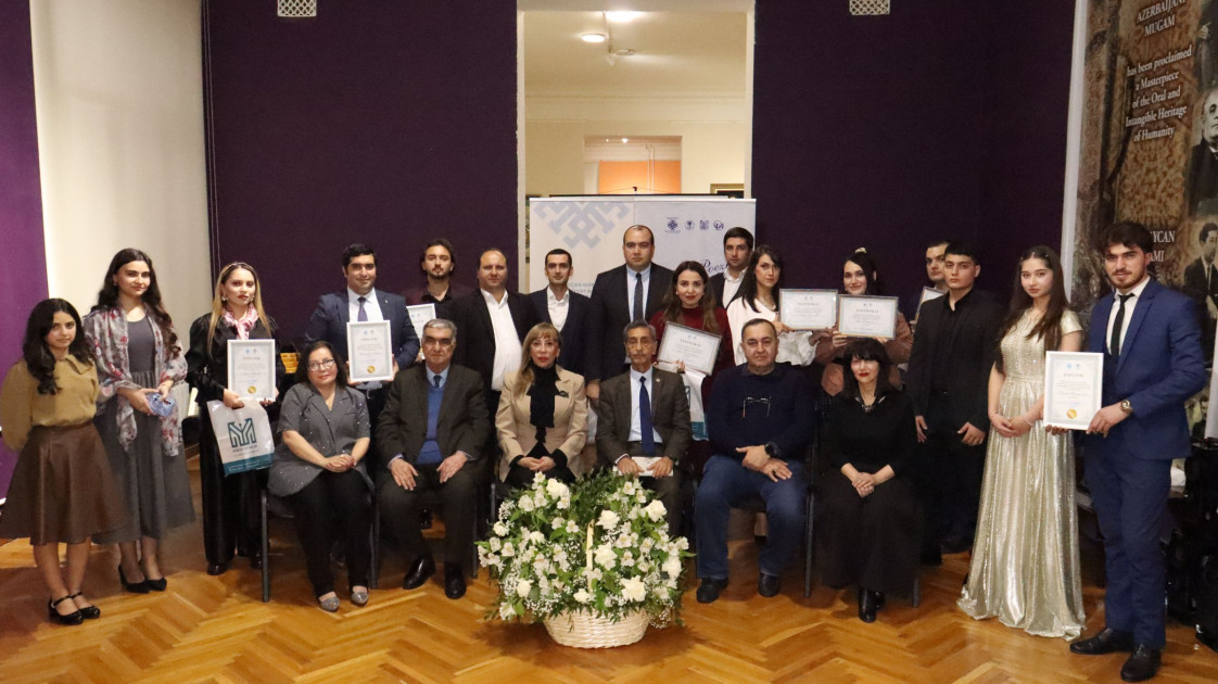 “Poeziya Xəzrisi” bədii qiraət müsabiqəsinin qalibləri mükafatlandırılıb