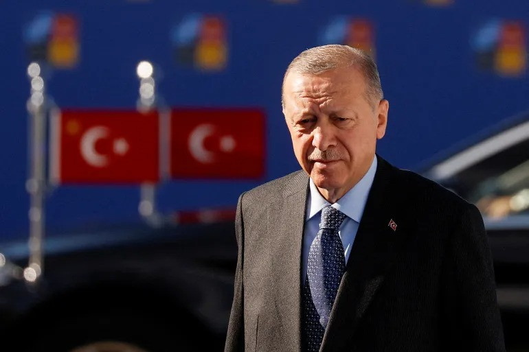 Prezident Ərdoğan Türkmənistana səfər edib