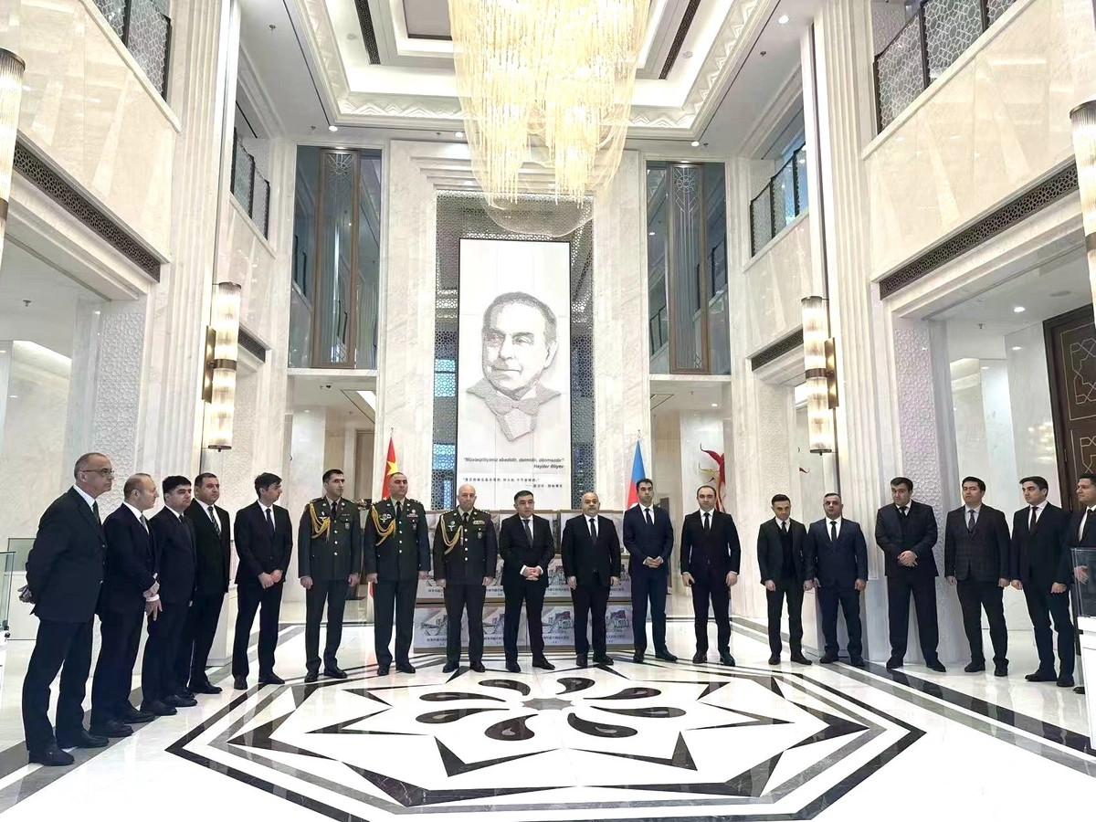 Azərbaycanın Çindəki səfirliyində Heydər Əliyevin anım günü münasibətilə tədbir təşkil edilib