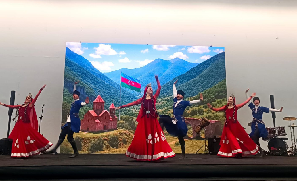 Azərbaycan Ankarada 3-cü Dünya Mədəniyyətləri Festivalında təmsil olunub