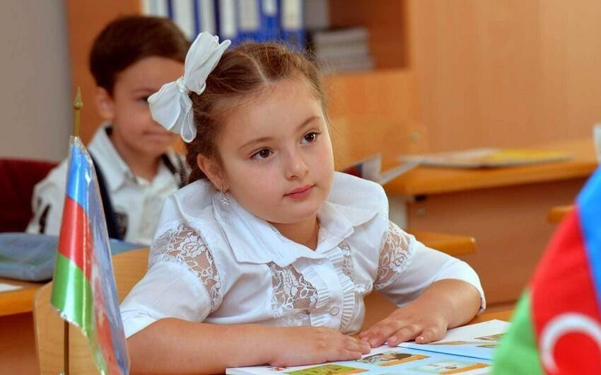 Rus bölməsində oxuyanlar üçün Azərbaycan dili: