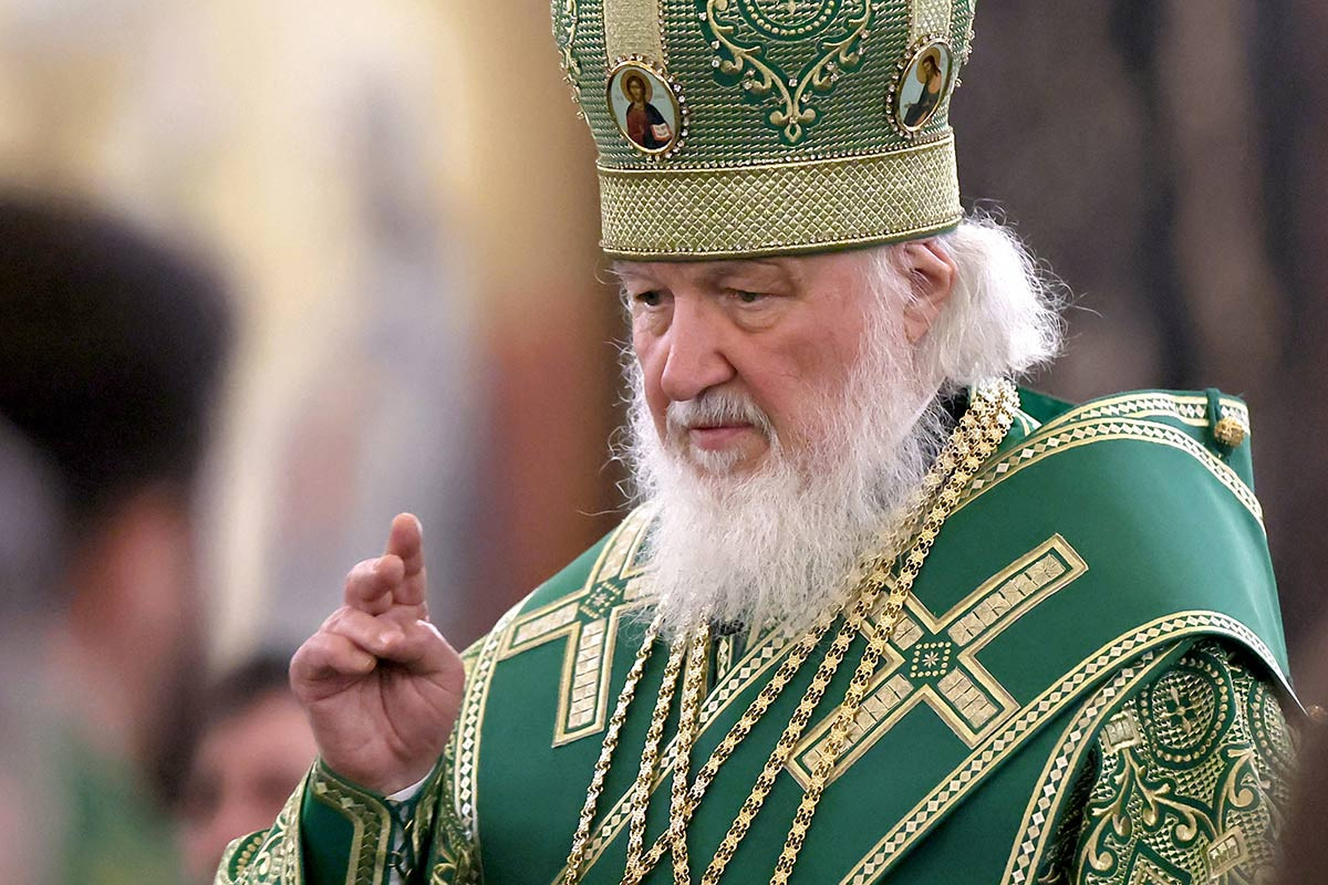 Patriarx Kirill rusları Putinə görə Allaha şükür etməyə çağırıb