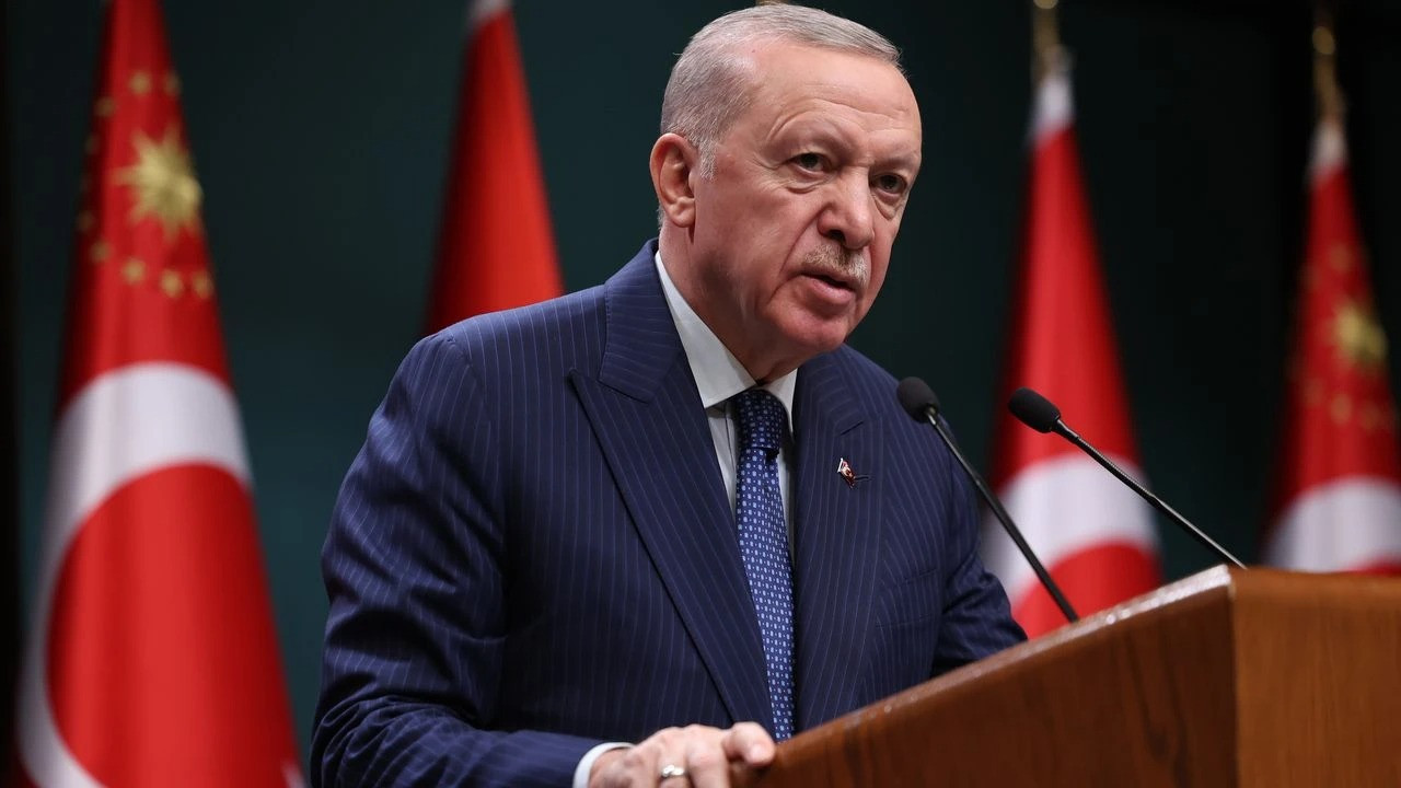 Ərdoğan azərbaycanlı şairin şeirini oxudu