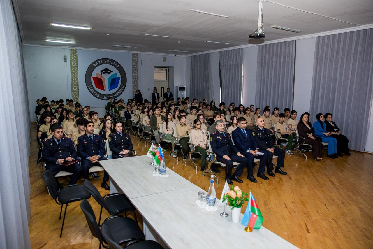 DİN Xətai və Nərimanov rayonlarında yerləşən təhsil müəssisələrində maarifləndirmə tədbirləri keçirib