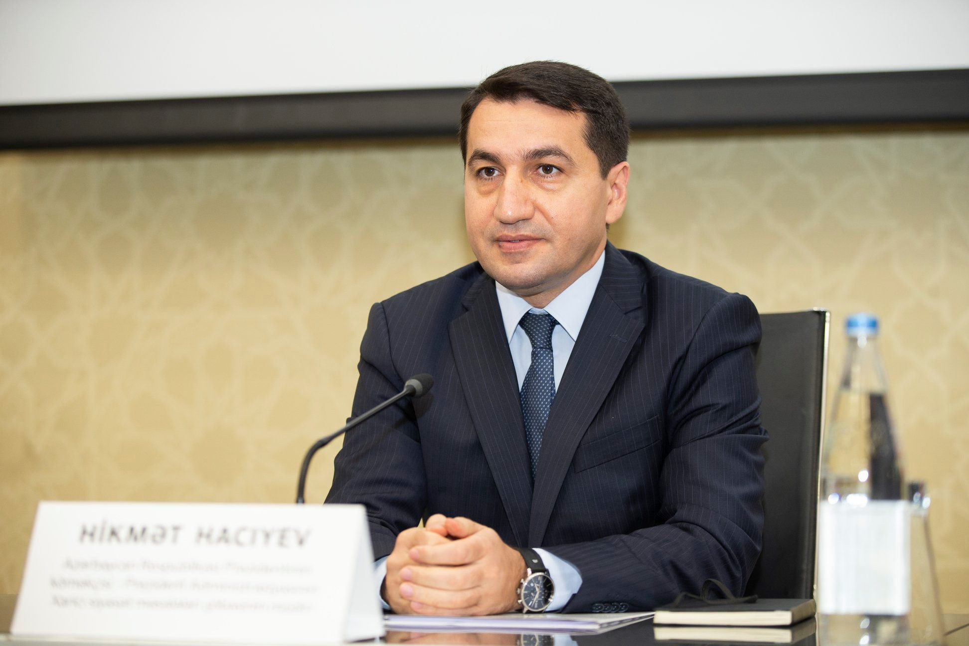 Hikmət Hacıyev: Qəzza üzrə beynəlxalq missiyada iştirak sual altındadır