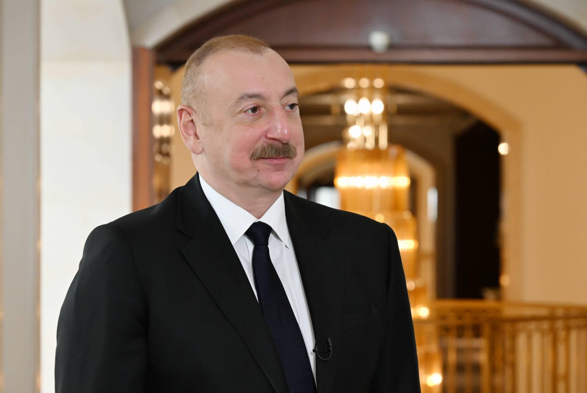 Nizami Gəncəvi Beynəlxalq Mərkəzinin üzvləri Dövlət Başçısına təbrik məktubu ünvanlayıb