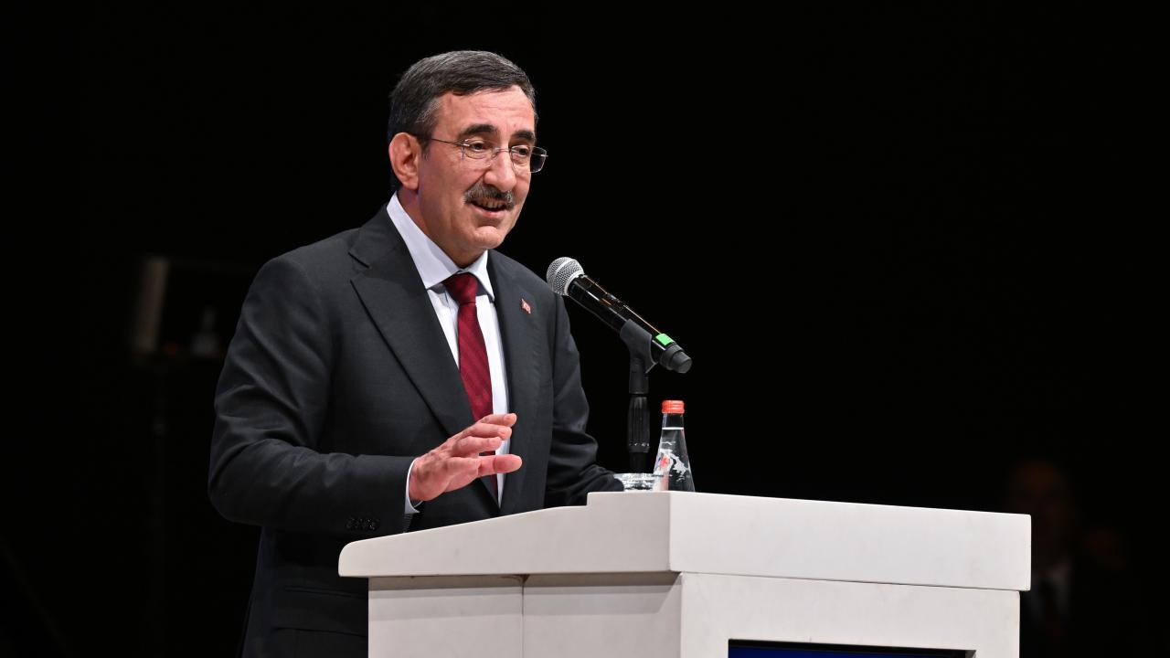 Cevdet Yılmaz Orta Dəhlizin əhəmiyyətindən danışıb: