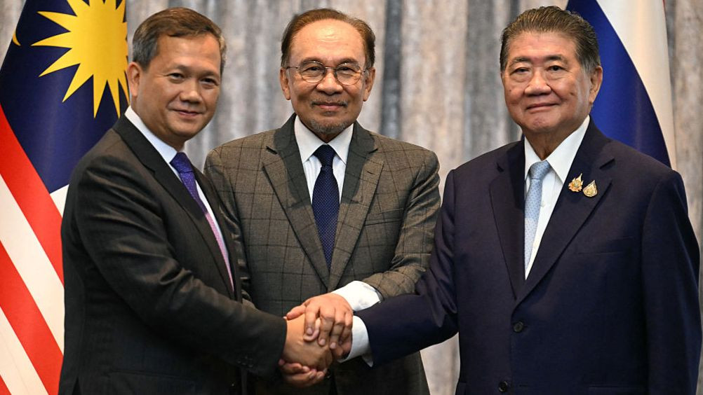 Tayland və Kamboca sərhəddə atəşkəs barədə razılığa gəldi