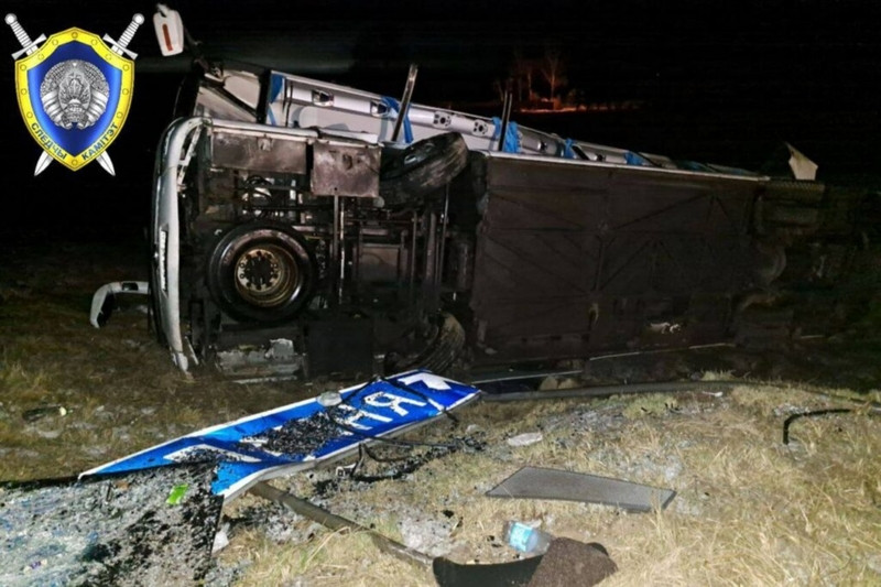 Belarusun Vitebsk vilayətində avtobus qəzası: