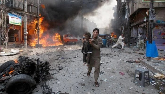 Pakistanda terror əməliyyatının qarşısı alındı: onlarla ölən var