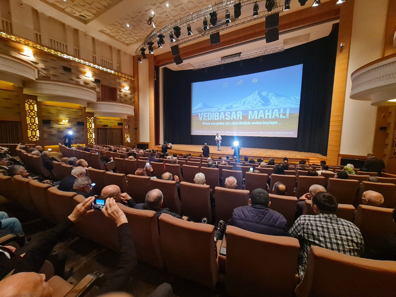 “Vedibasar mahalı” filminin təqdimatı keçirilib