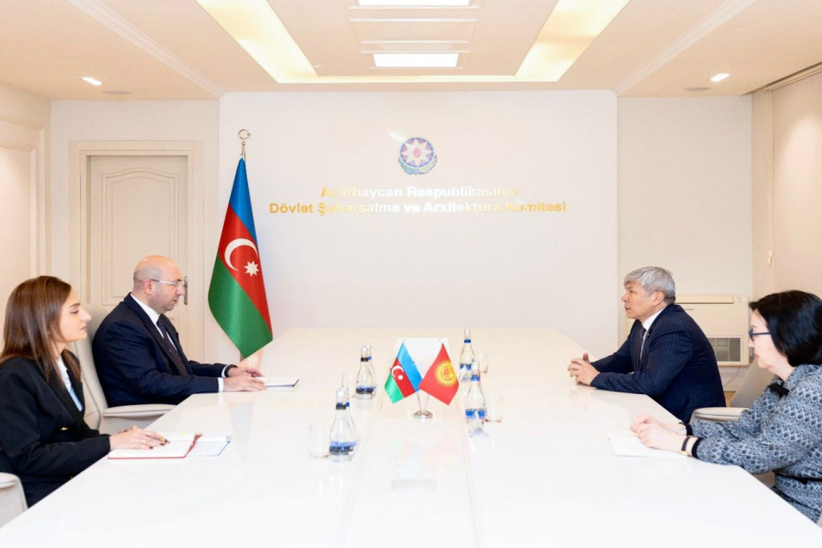 Anar Quliyev Qırğızıstan səfiri ilə əməkdaşlıq məsələlərini müzakirə edib