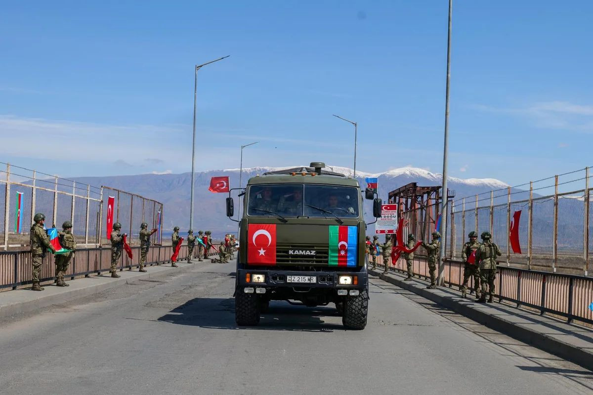 Azərbaycanlı hərbçilər Heydər Əliyev-2026 təlimində iştirak üçün Türkiyəyə gediblər