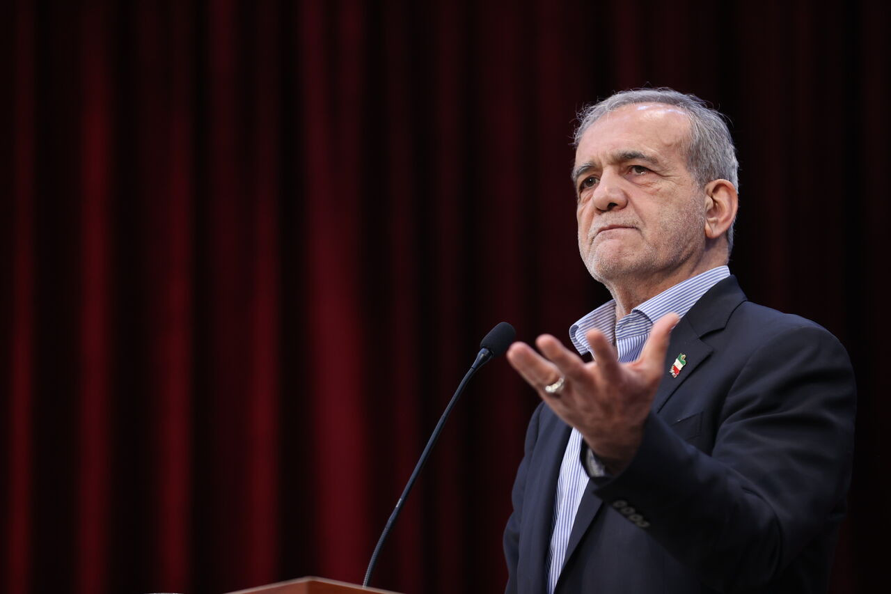 Pezeşkian: Lazım gələrsə, İslam Respublikası üçün canımı verərəm