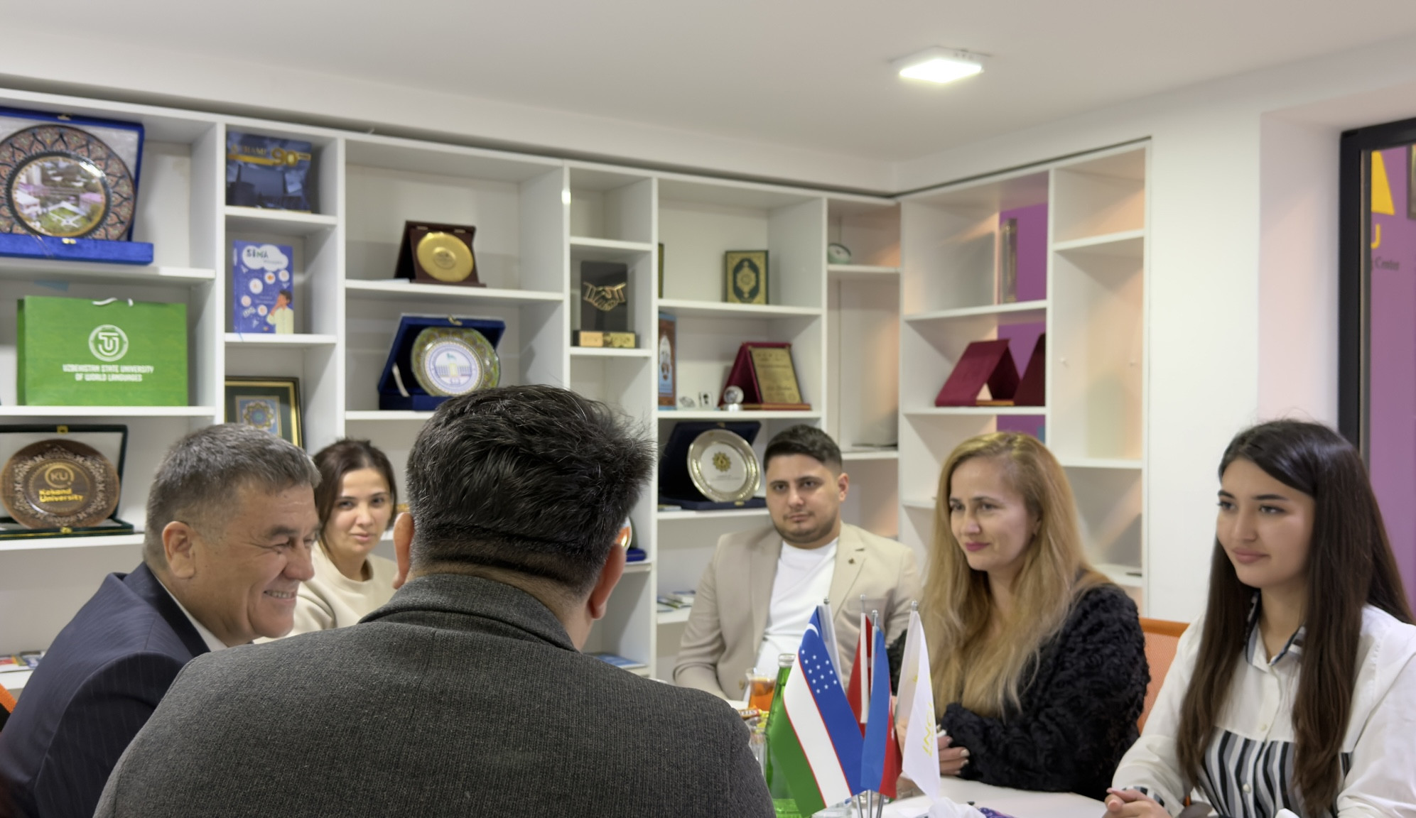 INGLA International ETC rəhbərliyi ilə Özbəkistan Dil Komissiyasının sədri, Özbəkistan Dili və Ədəbiyyatı Universitetinin prorektoru arasında görüş keçirilib