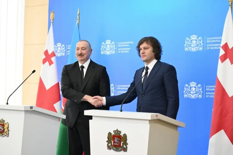 Gürcüstan baş nazirinin Azərbaycan prezidentini şəxsən qarşılaması münasibətlərin yüksək səviyyəsinin göstəricisidir-