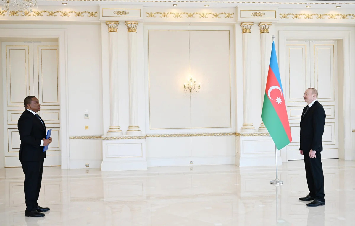 İlham Əliyev Esvatininin Azərbaycanda yeni təyin olunmuş səfirini qəbul edib -
