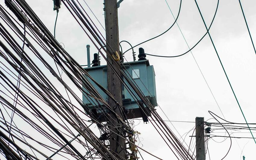 Şəmkirdə kişini elektrik cərəyanı vurub