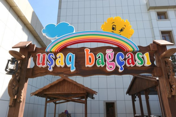 Özəl baxçalarda uşaqlar nə yeyir?