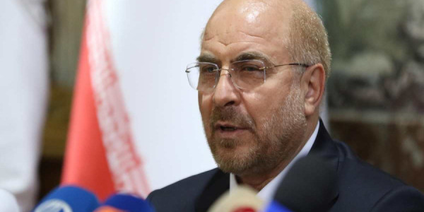 Qalibaf Trampı razılaşdırılmış şərtləri pozmaqda ittiham edib