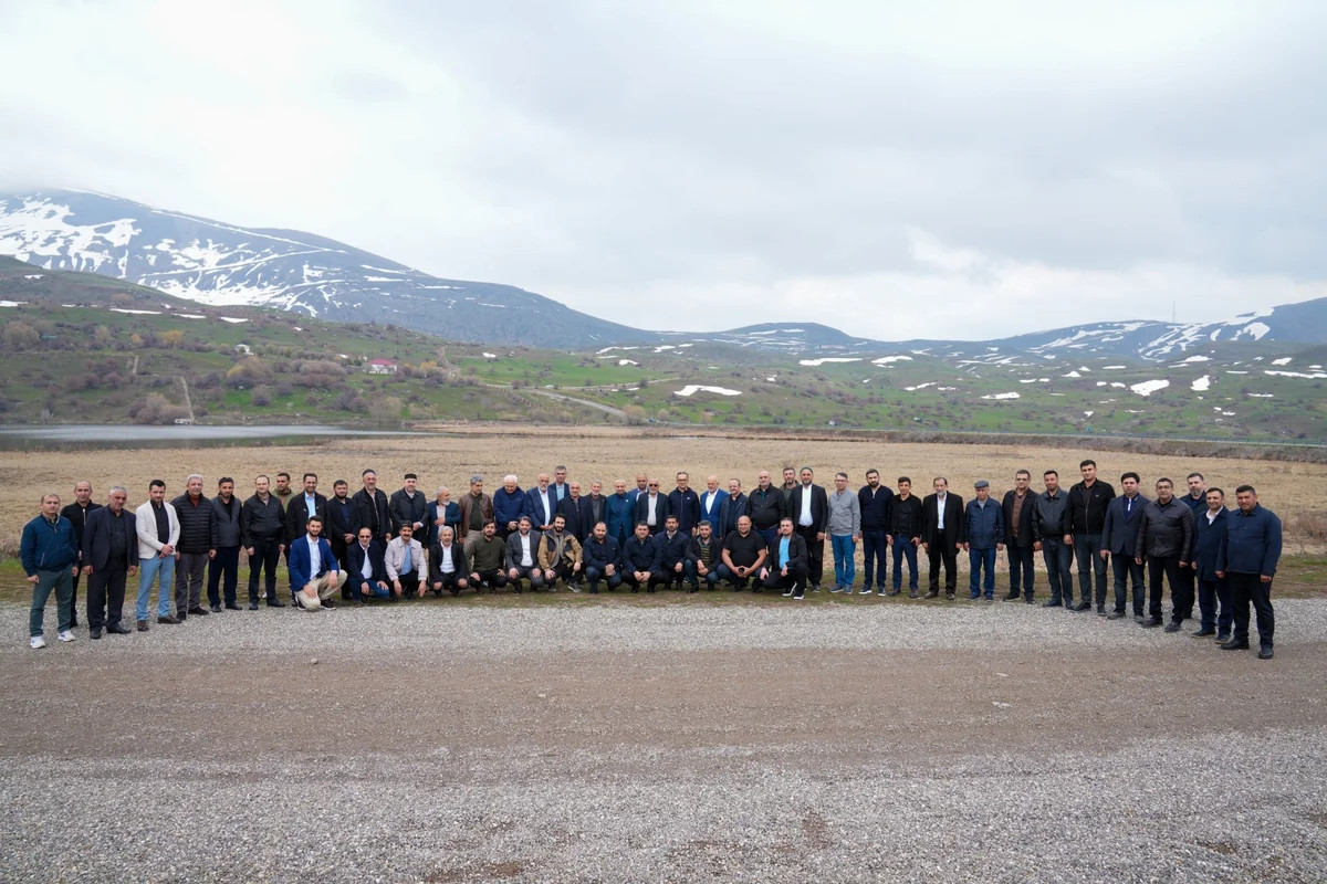 Bir qrup din xadimi Naxçıvanda tarixi abidələrlə tanış olub