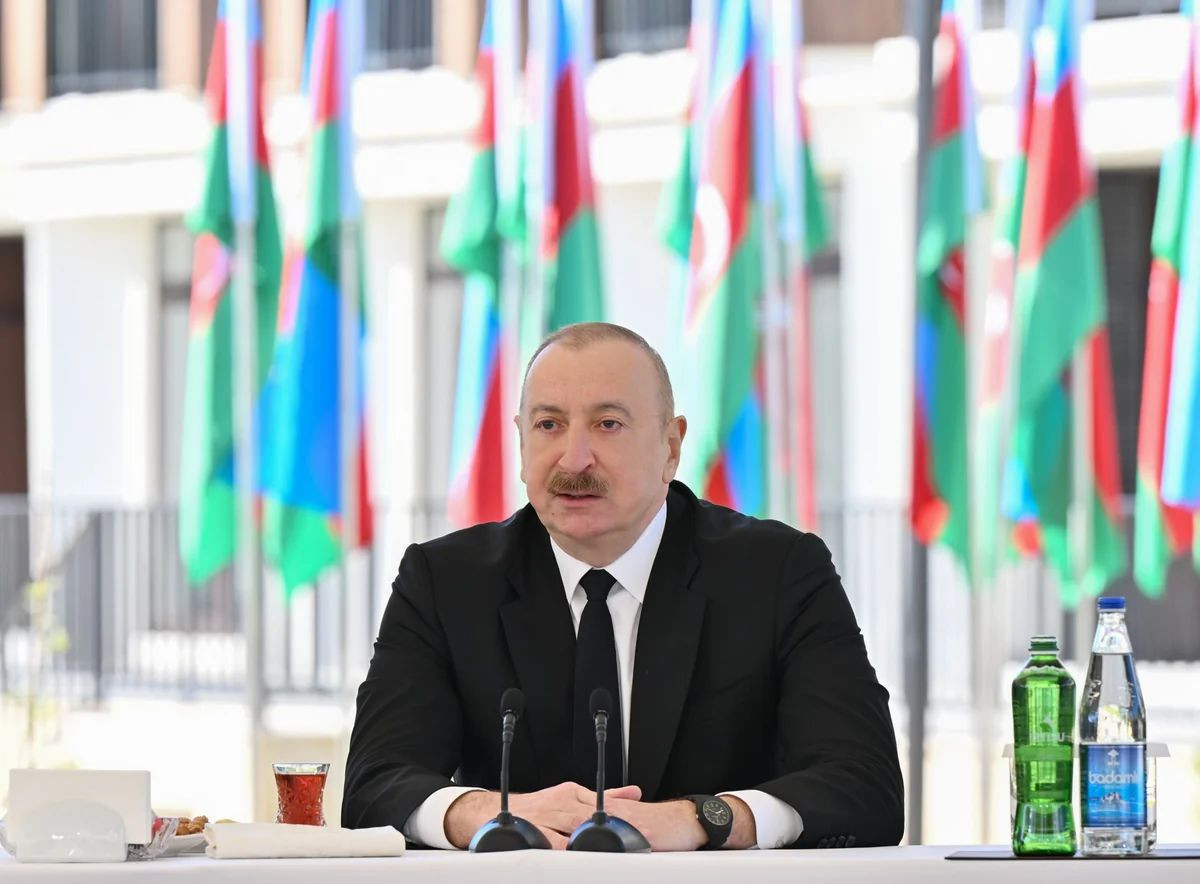 Prezident: İlyarım sonra Bakıdan Zəngilana dəmir yolu ilə gəlmək mümkün olacaq