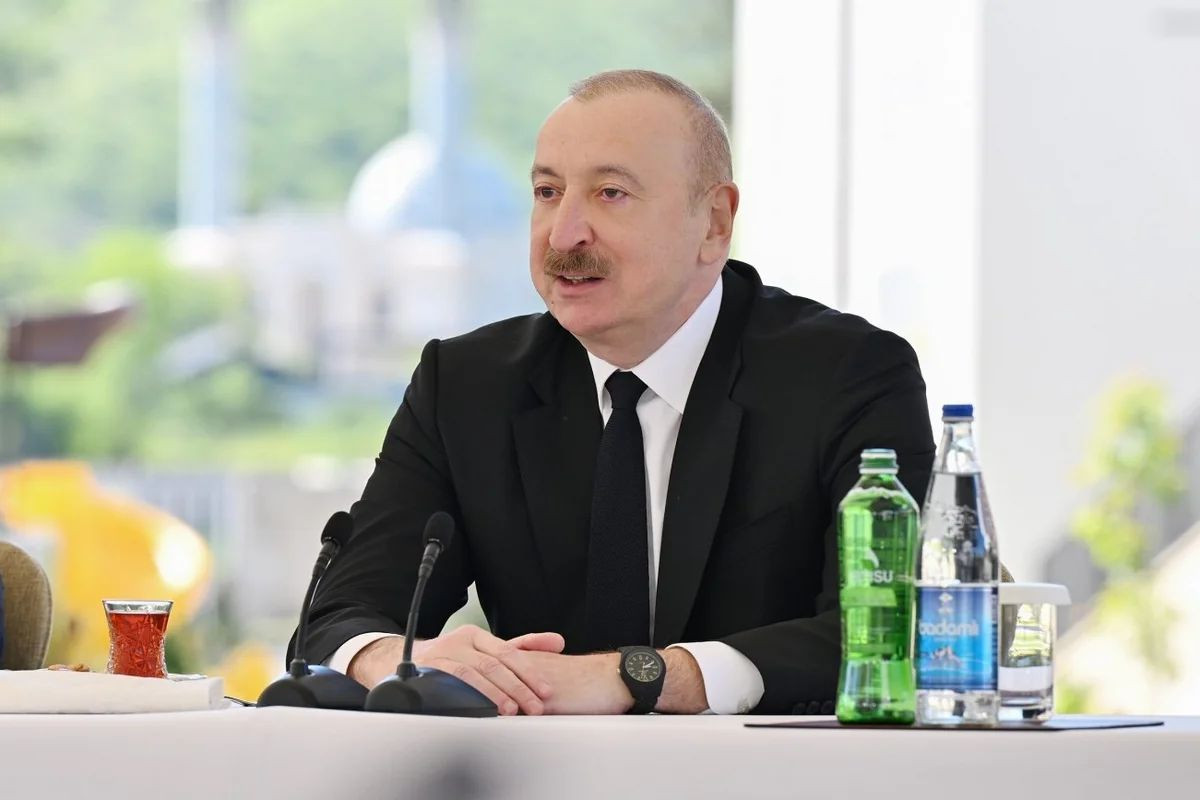 İlham Əliyev: Nə qədər ki, Ermənistanda Azərbaycana nifrət hissi ilə yaşayan siyasi qüvvələr var, biz ayıq olmalıyıq