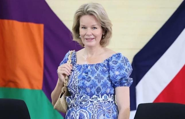 Kraliça Matilda Baykar şirkətini ziyarət edib