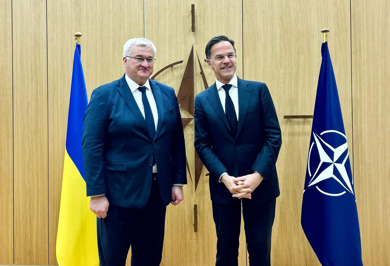 Ukrayna XİN başçısı Rutte ilə NATO sammitinə hazırlığı müzakirə edib