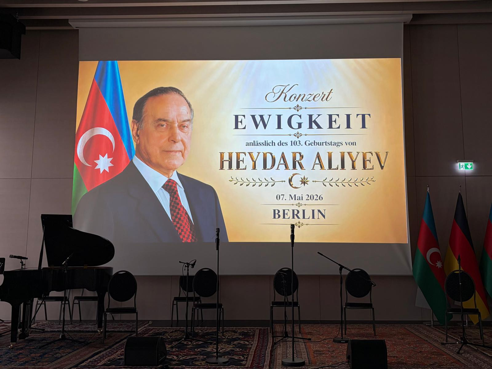 Berlində Ulu Öndər Heydər Əliyevin anadan olmasının 103-cü ildönümü qeyd edilib