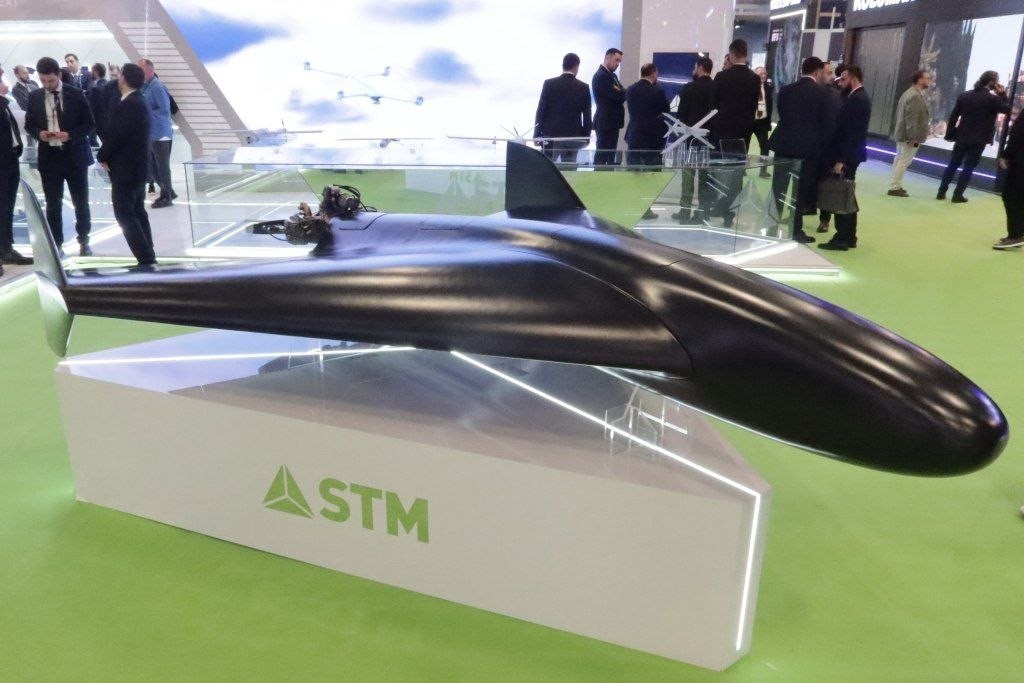 Türkiyə 1000 km mənzilli yeni  pilotsuz uçuş aparatını təqdim edib