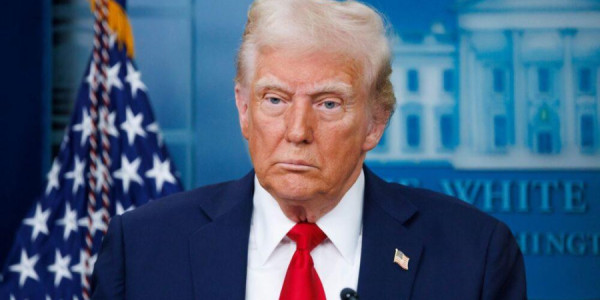 Donald Tramp İranın “təslim olması” ilə bağlı istehzalı paylaşım edib