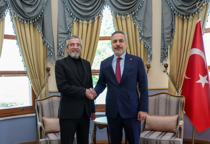 Hakan Fidan  İran Ali Milli Təhlükəsizlik Şurasının katibinin müavini ilə görüşüb