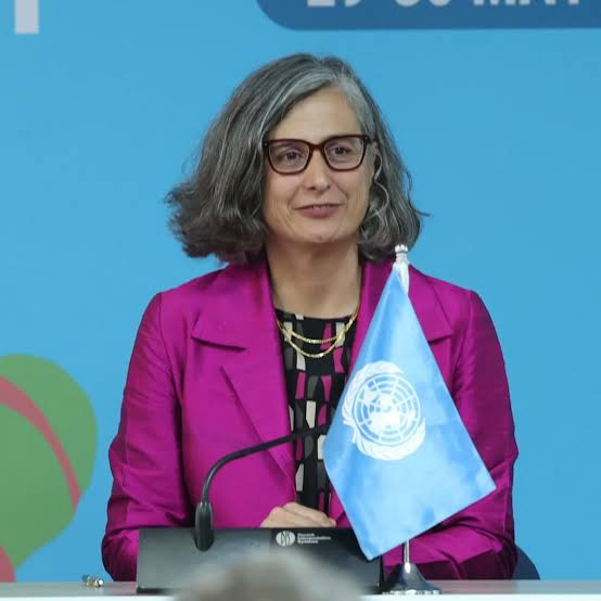 Anaklaudia Rossbax: Mənzil böhranının həlli üçün özəl sektor və hökumətlər birləşməlidir