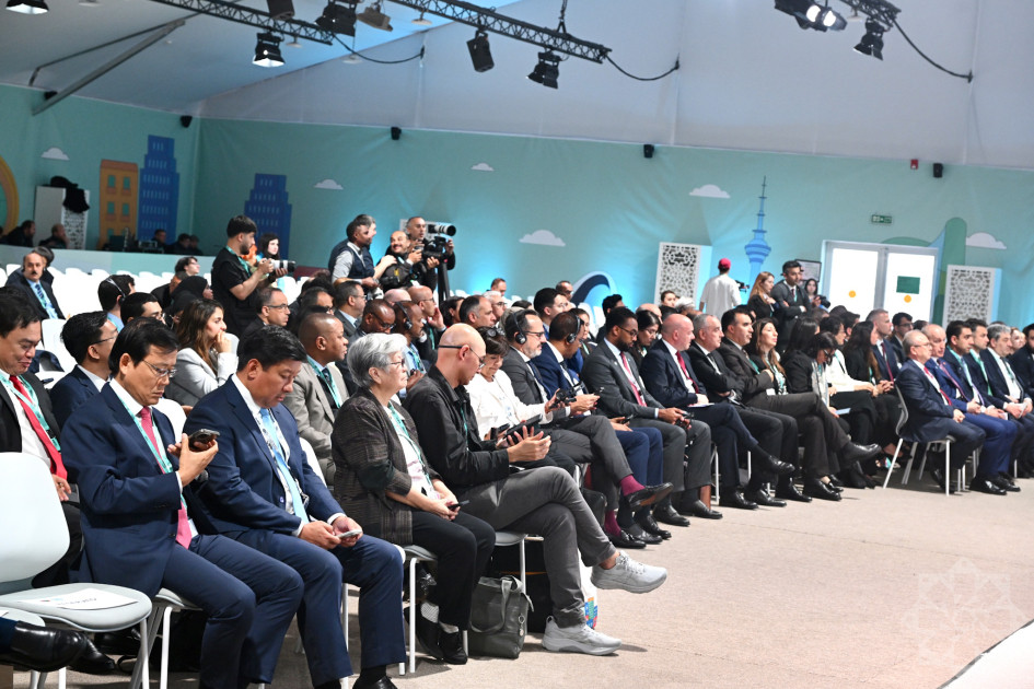 WUF13 çərçivəsində “Sosial inklüzivlik üçün mənzil və yoxsulluğun sonlandırılması" mövzusunda panel təşkil olunub