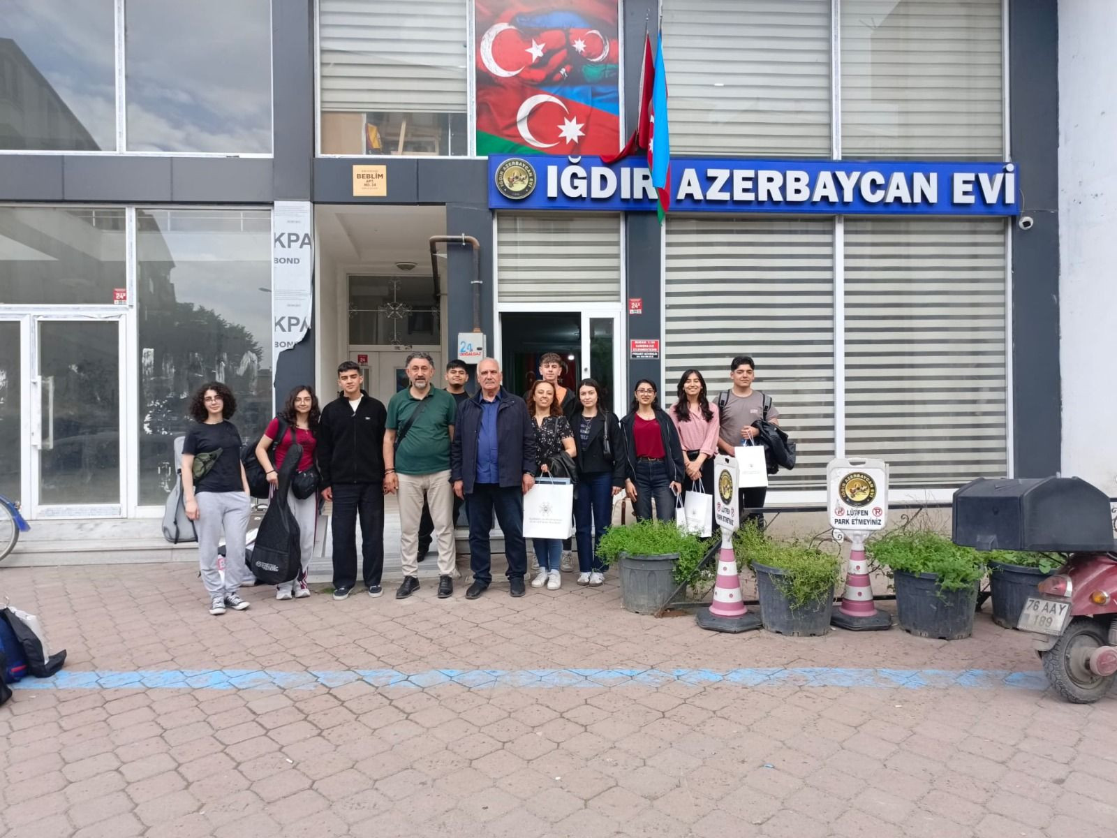 “Qardaşlıq sərhəd tanımaz” layihəsi davam edir