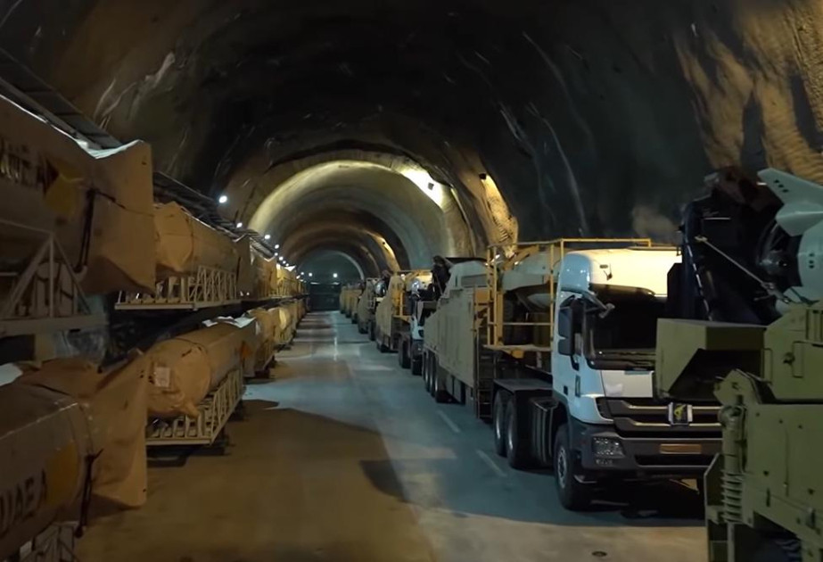İran dağıdılmış yeraltı raket tunellərini yenidən bərpa edir