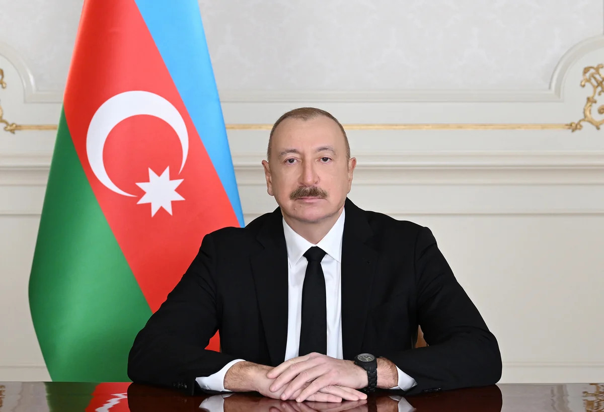 İlham Əliyev Lev Qumilyov adına Avrasiya Milli Universitetinin rektorunu təbrik edib
