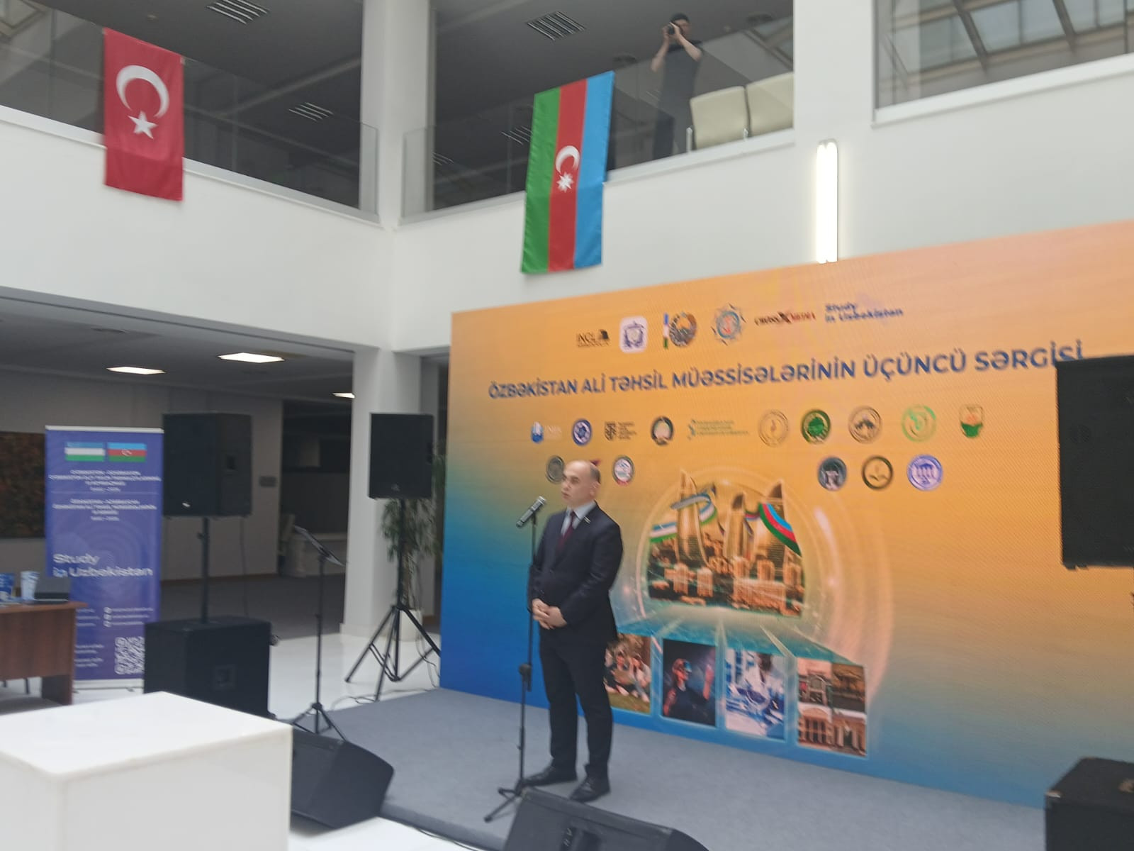 Ceyhun Məmmədov: İngla School-un təşkilatçılığı ilə keçirilən sərgilər davamlı olmalıdır