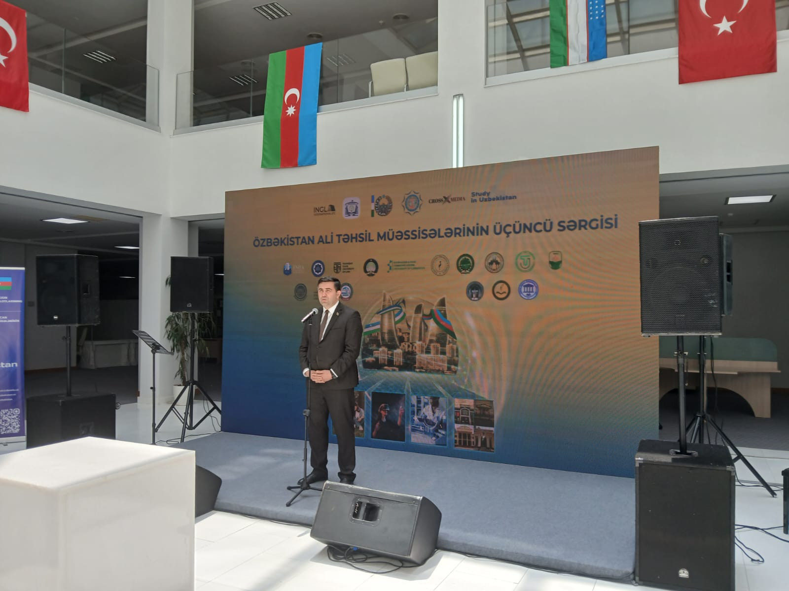 Deputat: Özbəkistan Azərbaycan təhsil müəssisələrinə xüsusi maraq göstərir