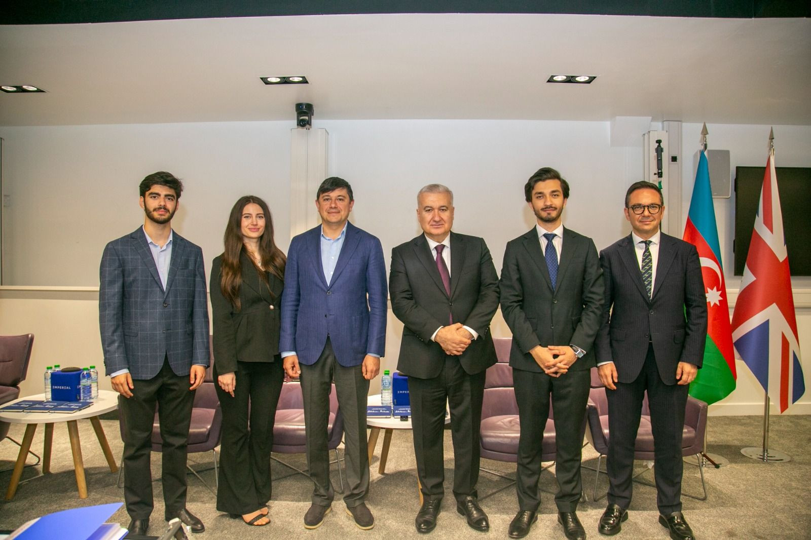 Londonda Azərbaycanlı Gənclərin I Forumu keçirilib