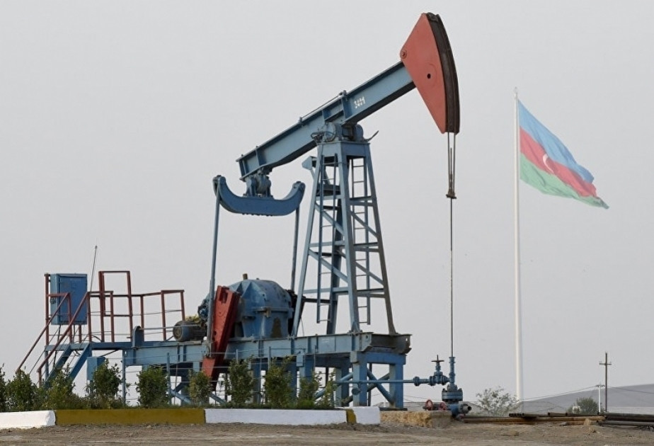 Azərbaycan neftinin qiyməti 98 dollara düşüb