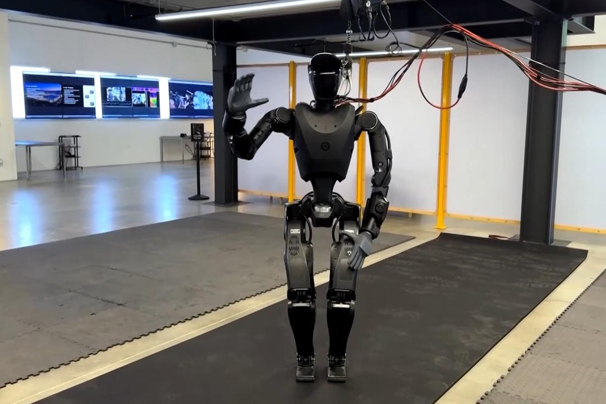 Humanoid robotlar Ukraynada cəbhə xəttində sınaqdan keçirilib
