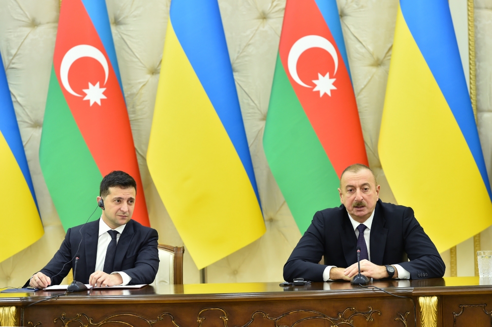 Azərbaycan və Ukrayna Prezidentləri telefonda danışdı:&nbsp;nələr müzakirə edilib?