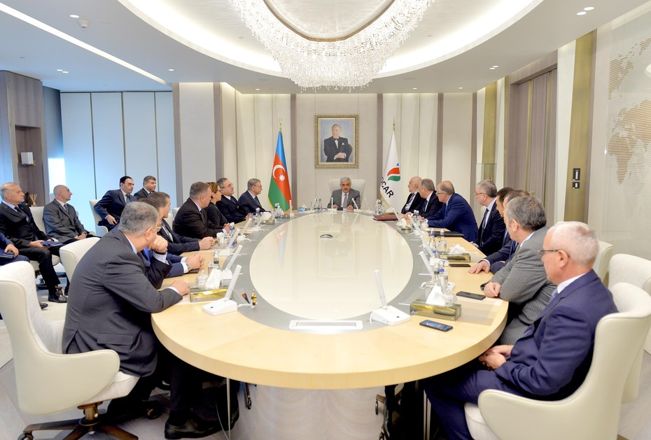 ""Azəriqaz" SOCAR-ın tərkibindən çıxarılacaq, iki vitse-prezident isə vəzifədən gedəcək"&nbsp;- Komitə sədri dəyişiklik anonsu verdi