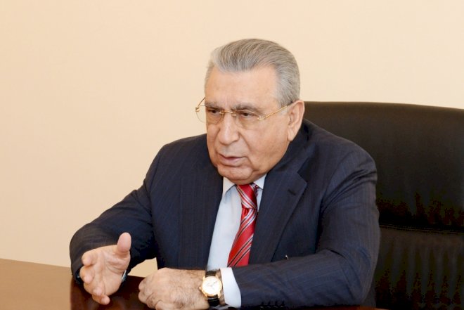 Ramiz Mehdiyev məşhur akademiki direktor vəzifəsindən çıxardı - Yeni təyinat