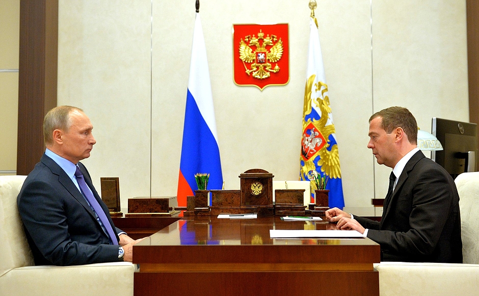 Putin Medvedevi özünə yeni müavin təyin etdi