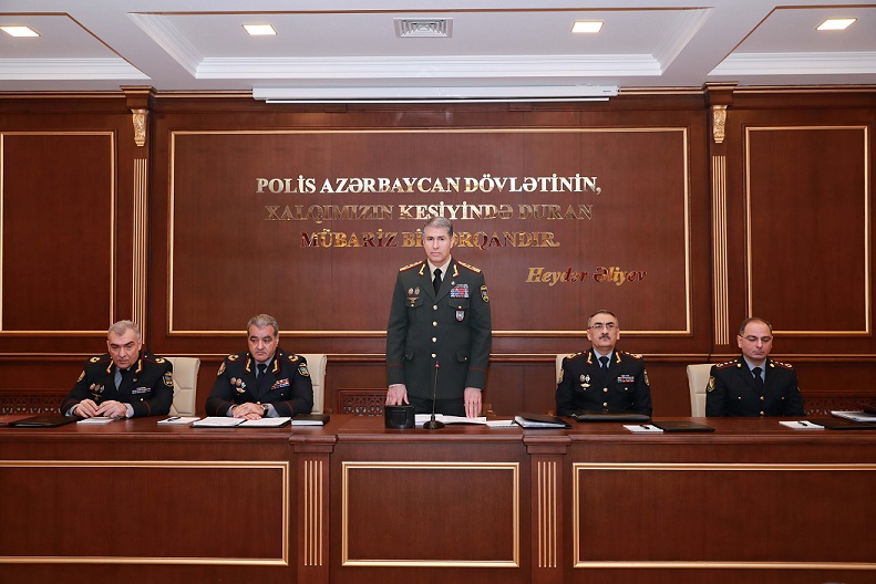 Vilayət Eyvazov paytaxt polisindəki müşavirədə: nazir konkret tapşırıqlar verdi - FOTOLAR
