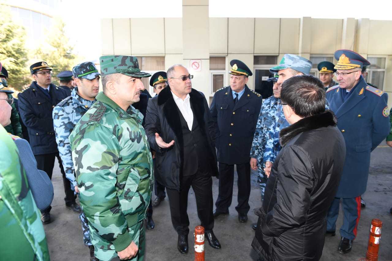 Elçin Quliyevlə Səfər Mehdiyev sərhəddə: generallar müşavirə keçirib, icra başçısı ilə danışıblar + FOTO