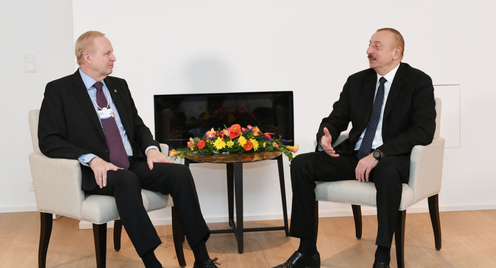 Prezident İlham Əliyev&nbsp;Davosda: BP şirkətinin baş icraçı direktoru müzakirə aparıldı + FOTO